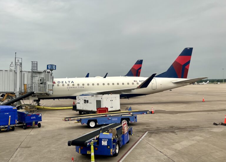 A SkyWest E175 at Austin Airport