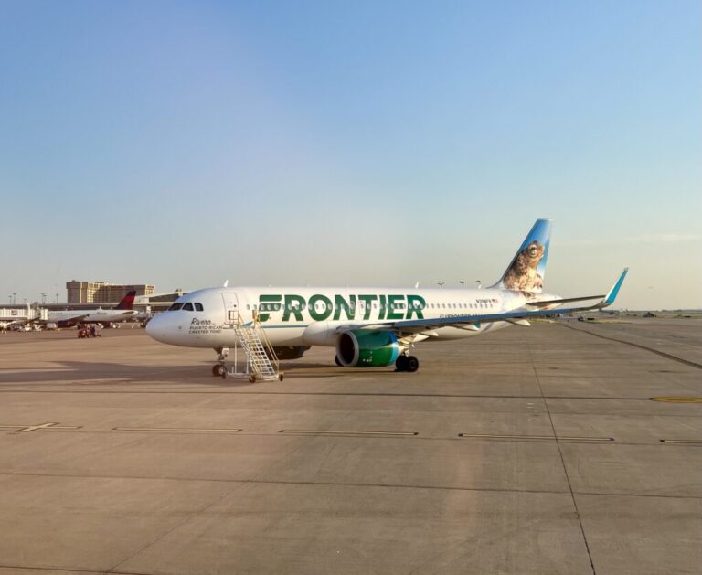 A Frontier Airbus A320