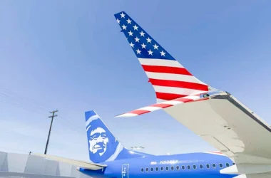 Alaska Airlines Honoring Those Who Serve aircraft N806AK