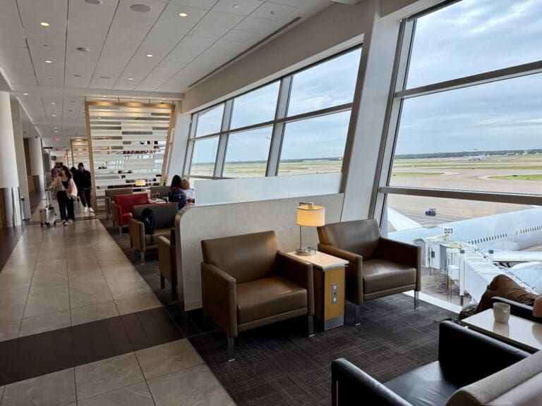 American Airlines Flagship Lounge DFW Seating
