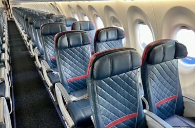 Delta offers a very pleasant product on its A220 aircraft, especially with the differentiated service in Comfort+ compared to Economy.