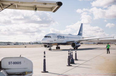 JetBlue has partnered with Chooose to allow customers to make contributions towards SAF that count towards Mosaic status.