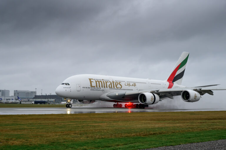 Emirates is reintroducing the Airbus A380 on its route between Copenhagen and Dubai featuring 58 Business Class and 557 Economy seats.