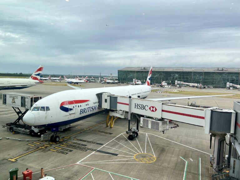 London's Heathrow Airport has been forced to close due to a fire and subsequent power outage at a nearby electrical substation.