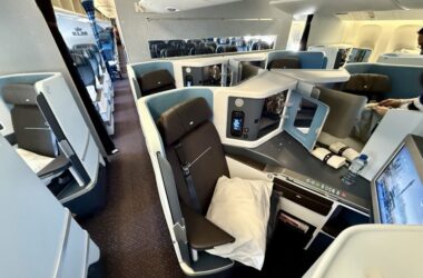 A good seat and a great crew were enough to overcome the mediocre food on this KLM Boeing 777-200 Business Class flight.