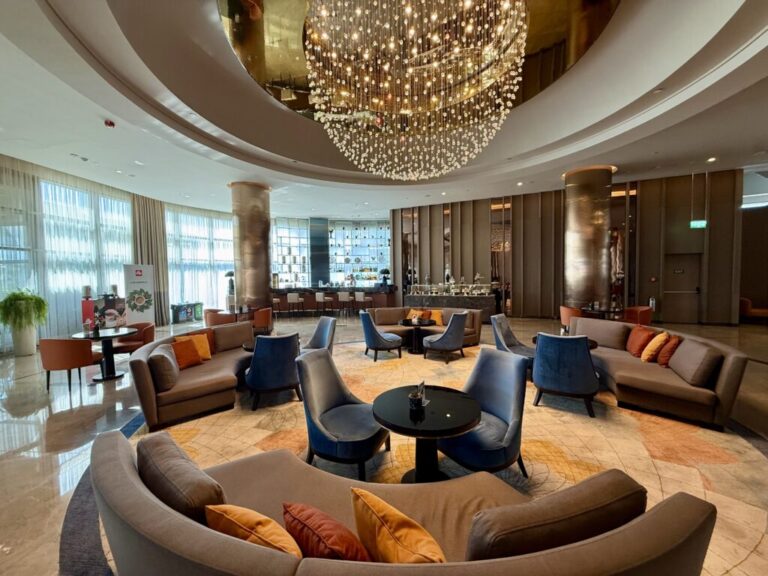 Hilton Mall of Istanbul Lobby