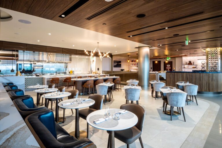 Delta One Lounge Seattle
