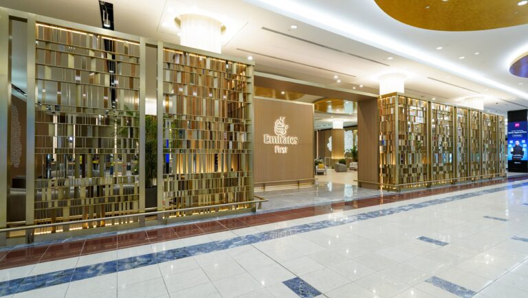 Emirates First Class Check-In Dubai