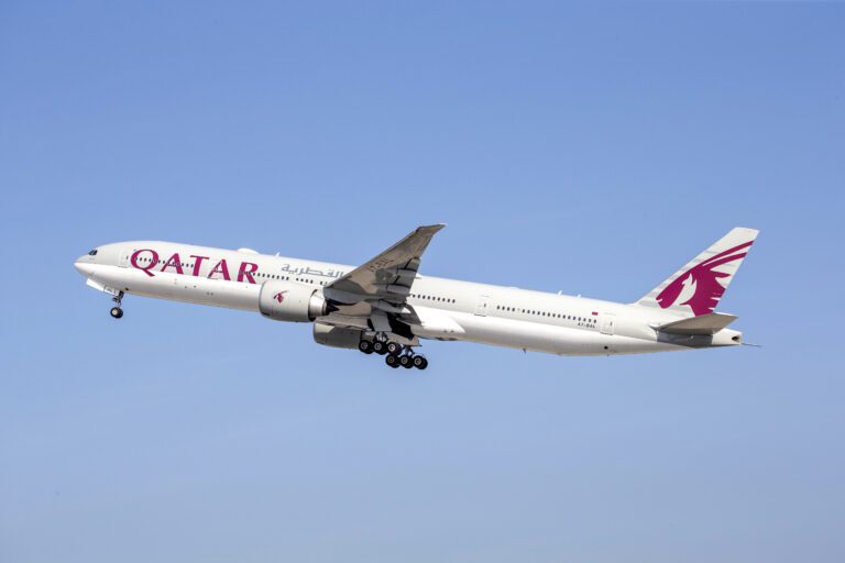 Qatar Airways Boeing 777