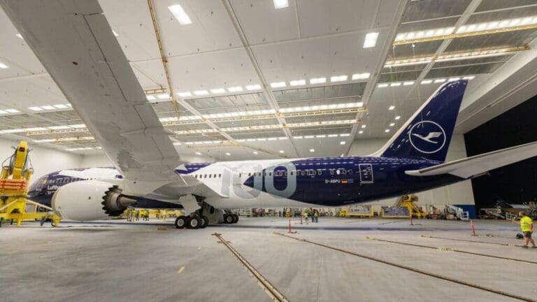 Lufthansa Boeing 787-9 100th Anniversary