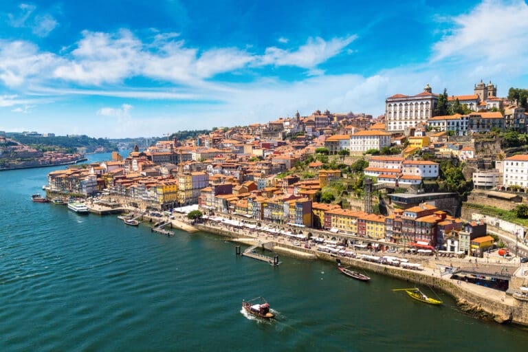 Delta AIr Lines is connecting New York City (JFK) and Porto, Portugal (OPO) with daily service beginning May 21, 2026.