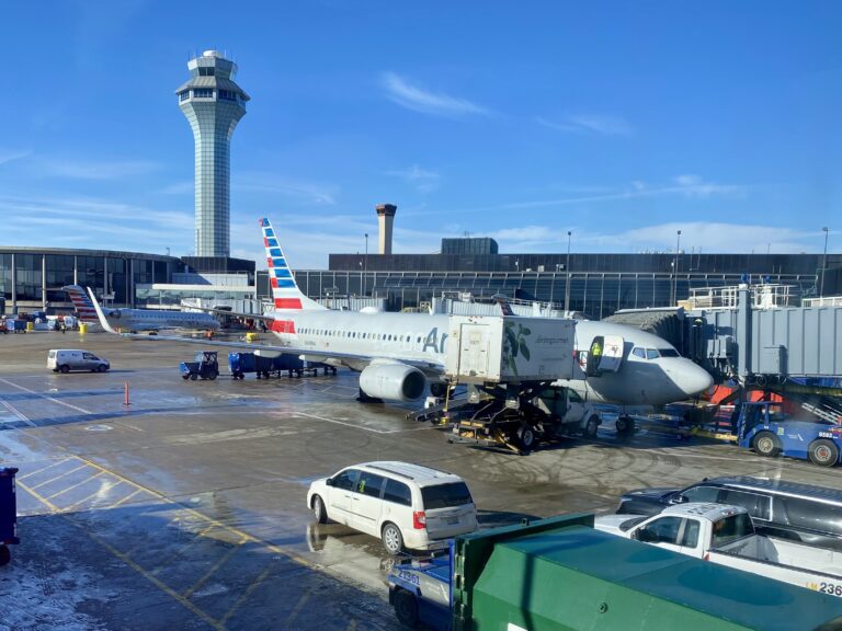 American Airlines plane in Chicago